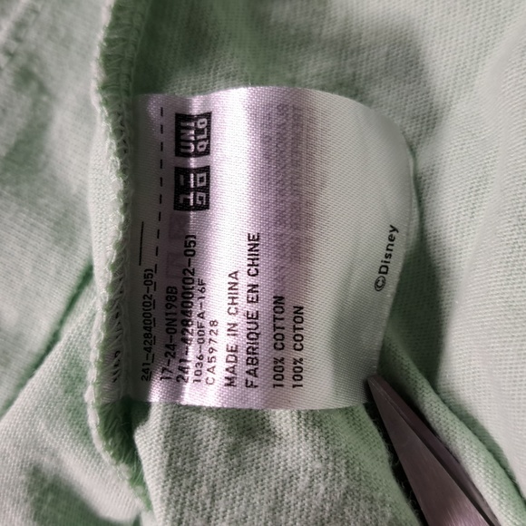 Uniqlo x Ambush Minnie Mickey Mouse Holding Hands Heart Green Graphic Tee VG XS - Picture 8 of 10